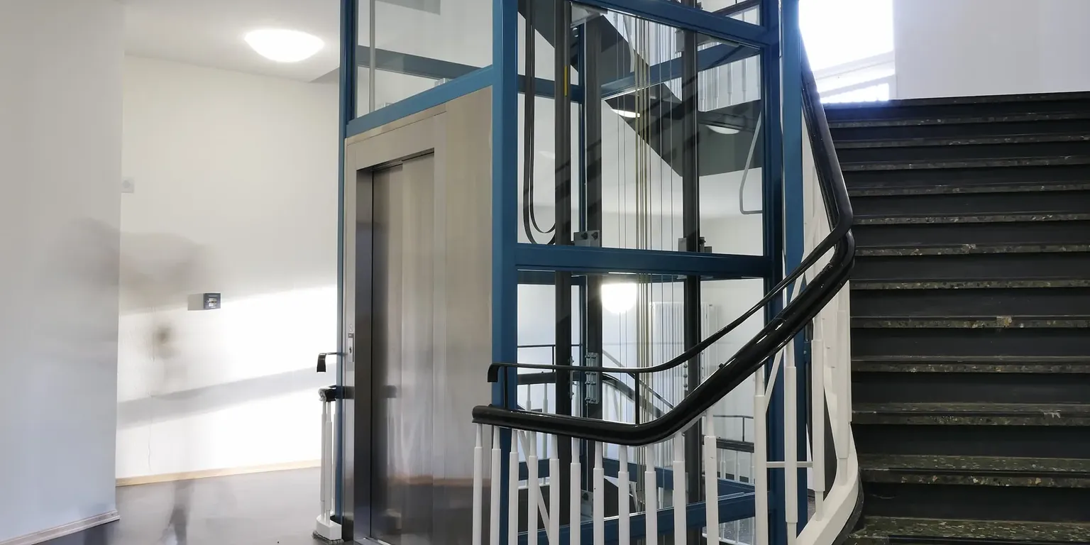 Aufzüge für öffentliche Gebäude - barrierefrei mit LUTZ Aufzüge